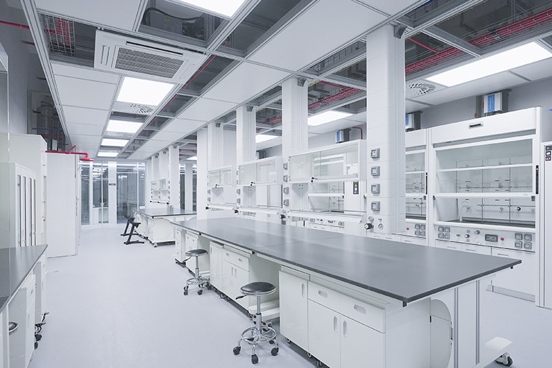 青岛实验室革新：安全与科技的现代融合
